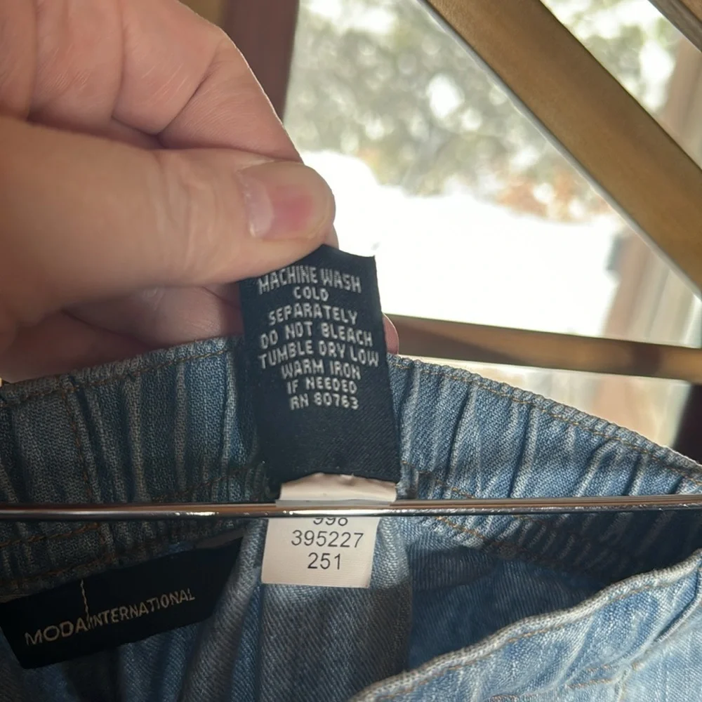 Moda International Vintage Wide Leg Cropped Jeans Size 14 Chambray Denim